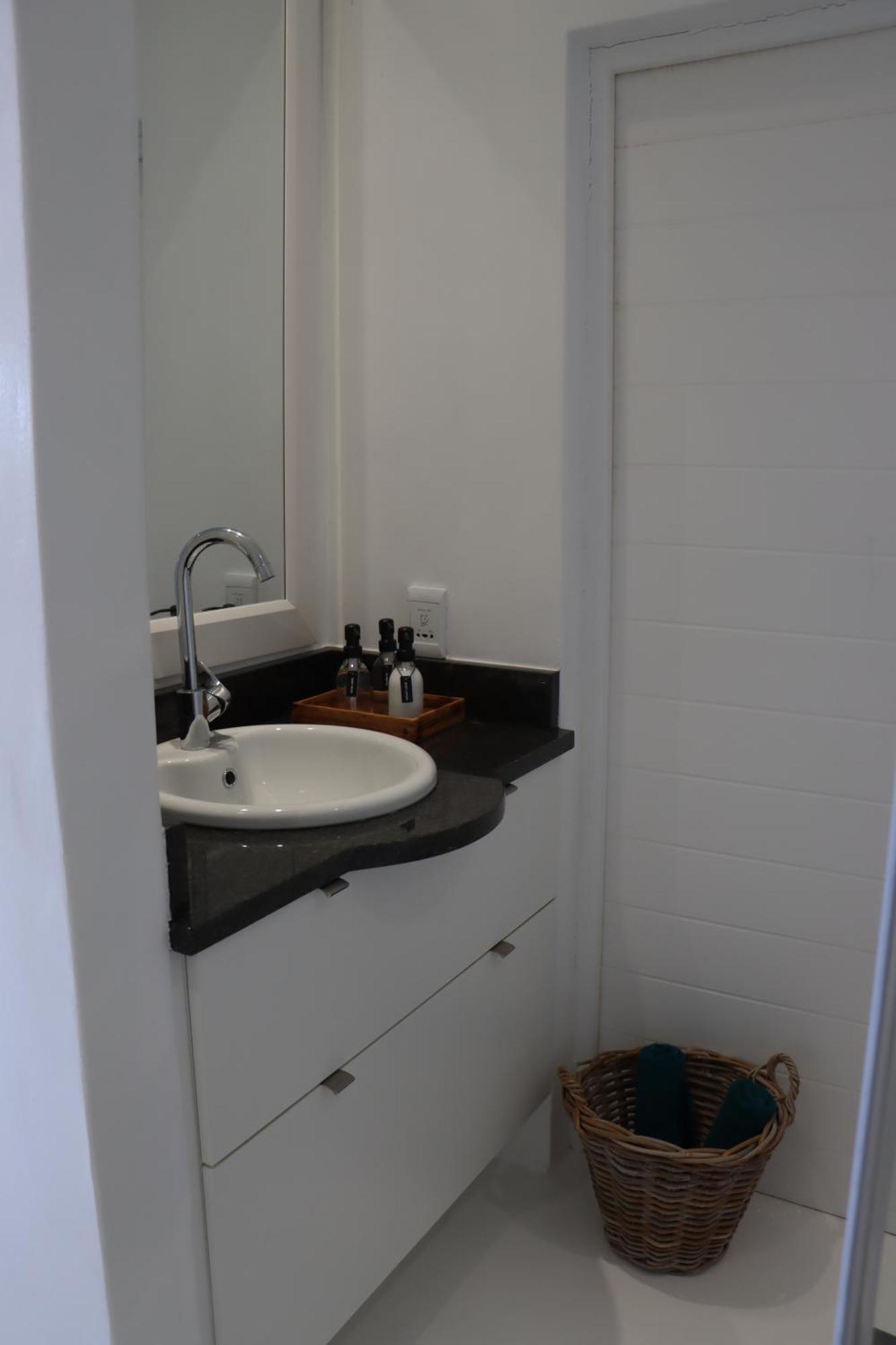 Nivenia Beach House Betty's Bay Eksteriør billede