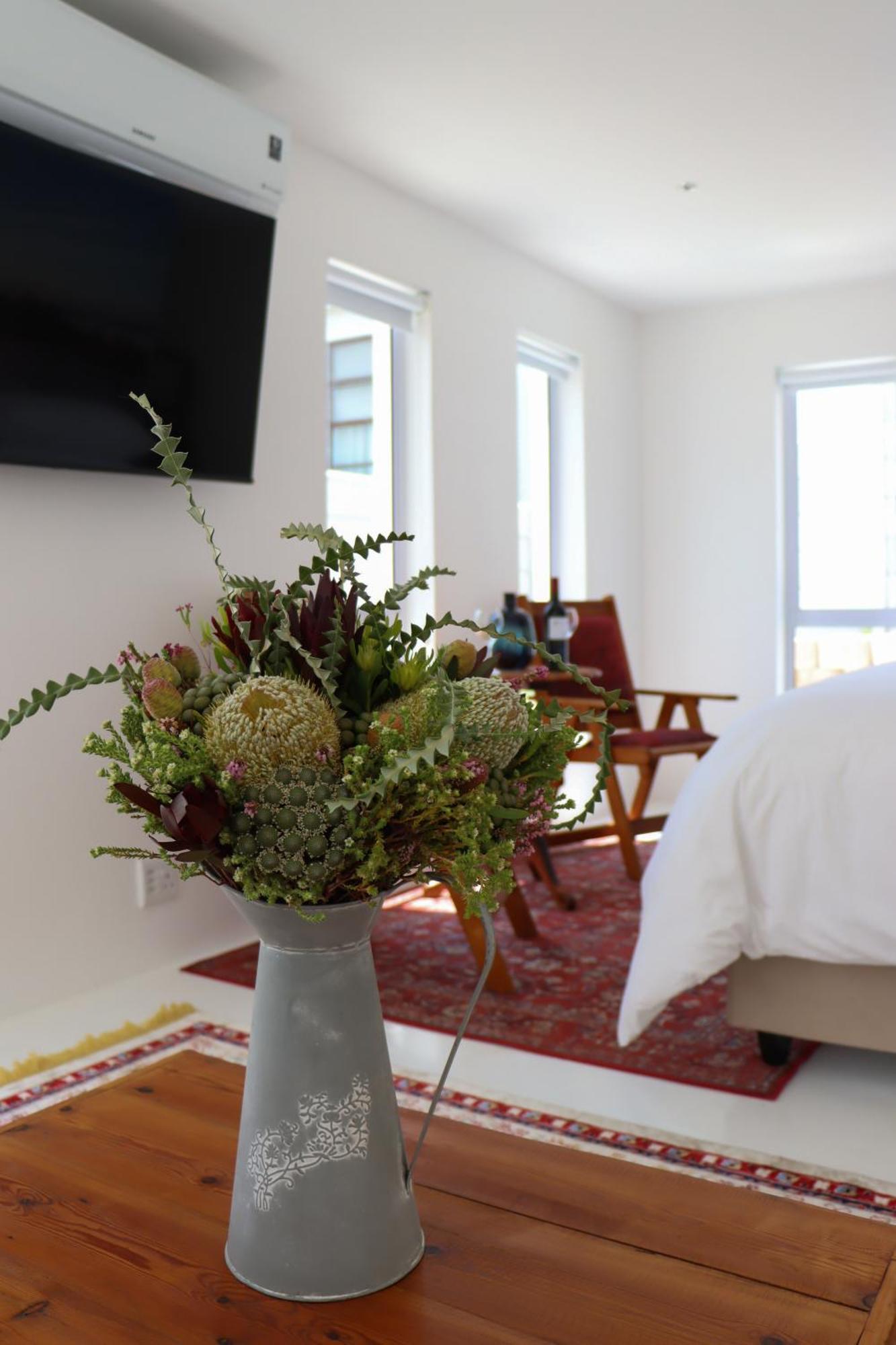 Nivenia Beach House Betty's Bay Eksteriør billede