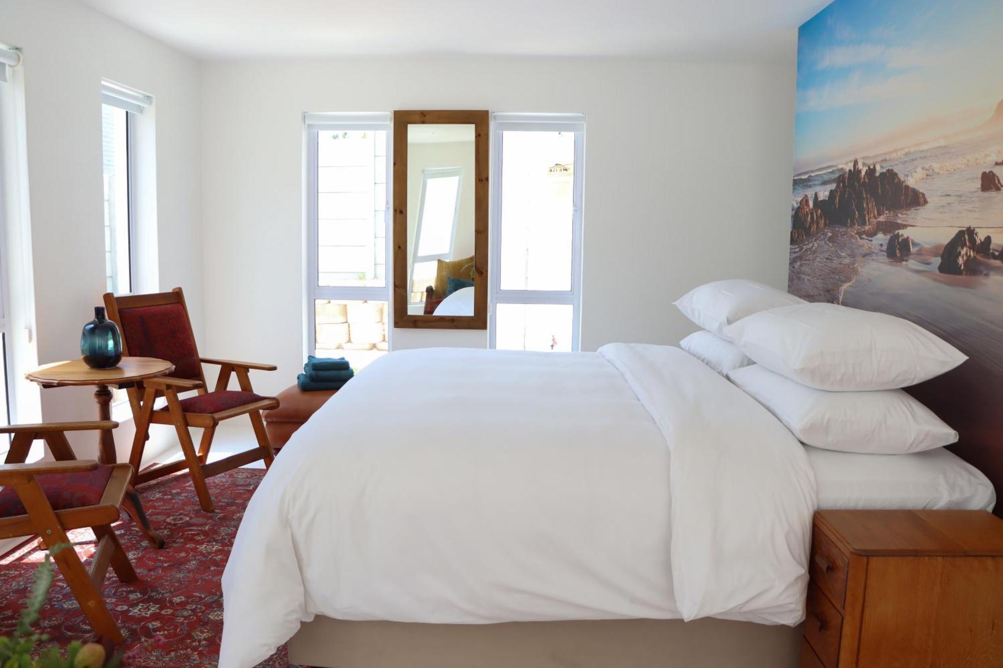 Nivenia Beach House Betty's Bay Eksteriør billede